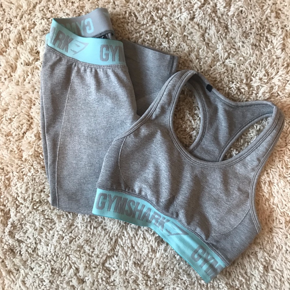 Gymshark flex cropped Leggings and Sports Bra